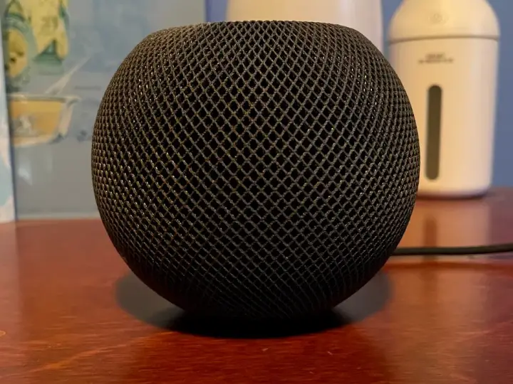 Home store assistant homepod